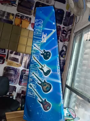 5 Strings Bass Guitar 24 Flex With Belt, Bag Extra Strings