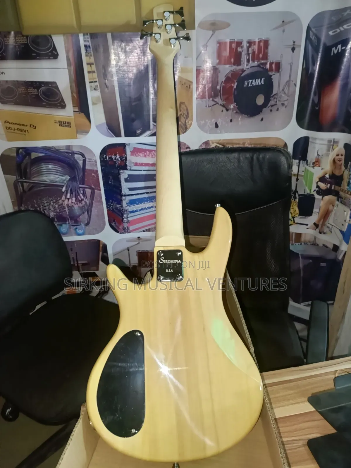 5 Strings Bass Guitar 24 Flex With Belt, Bag Extra Strings