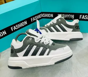 Unisex Adidaa Sneakers