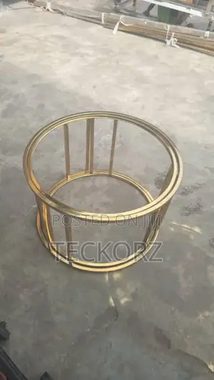 Golden Filled 304 Steel Round Centre Table With Glass Top