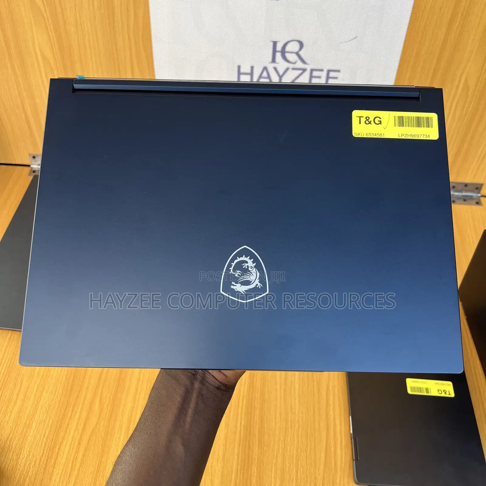 Laptop MSI Stealth 17 Studio A13V 32GB Intel Core I7 SSD 1T