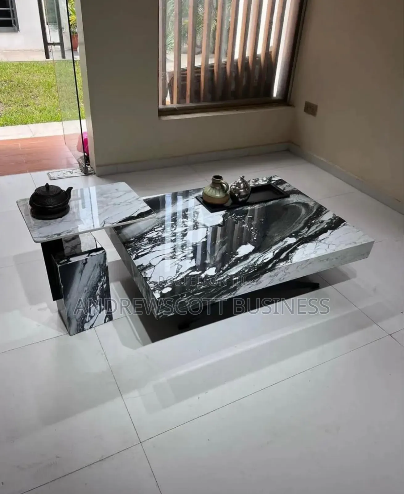 Luxury Center Table and Side Stool
