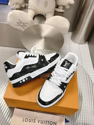 Grade A Louis Vuitton Monogram Original Quality Sneakers