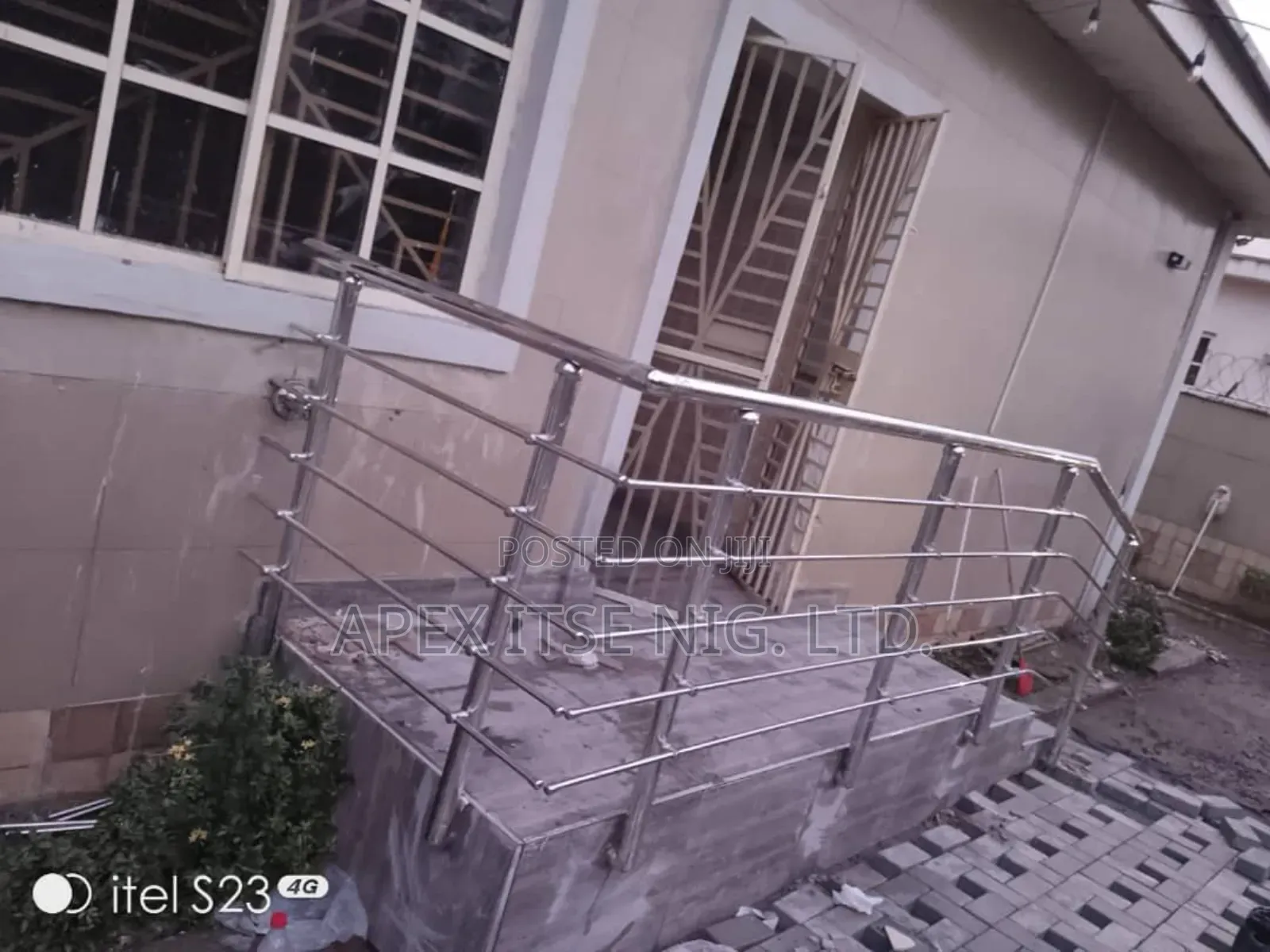 Bungalow Balcony Stainless Handrail