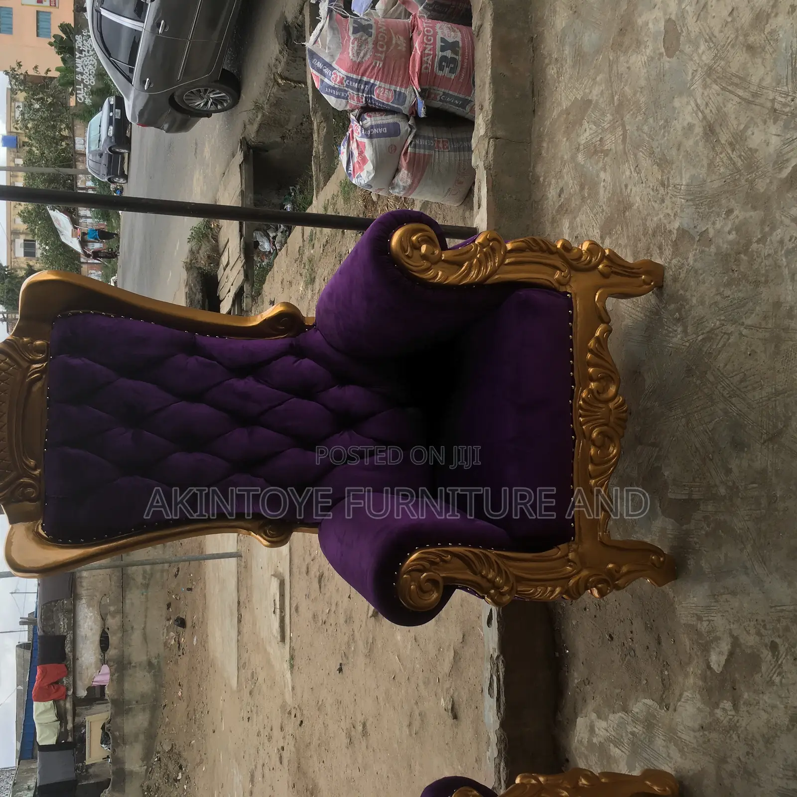 Royal Chair
