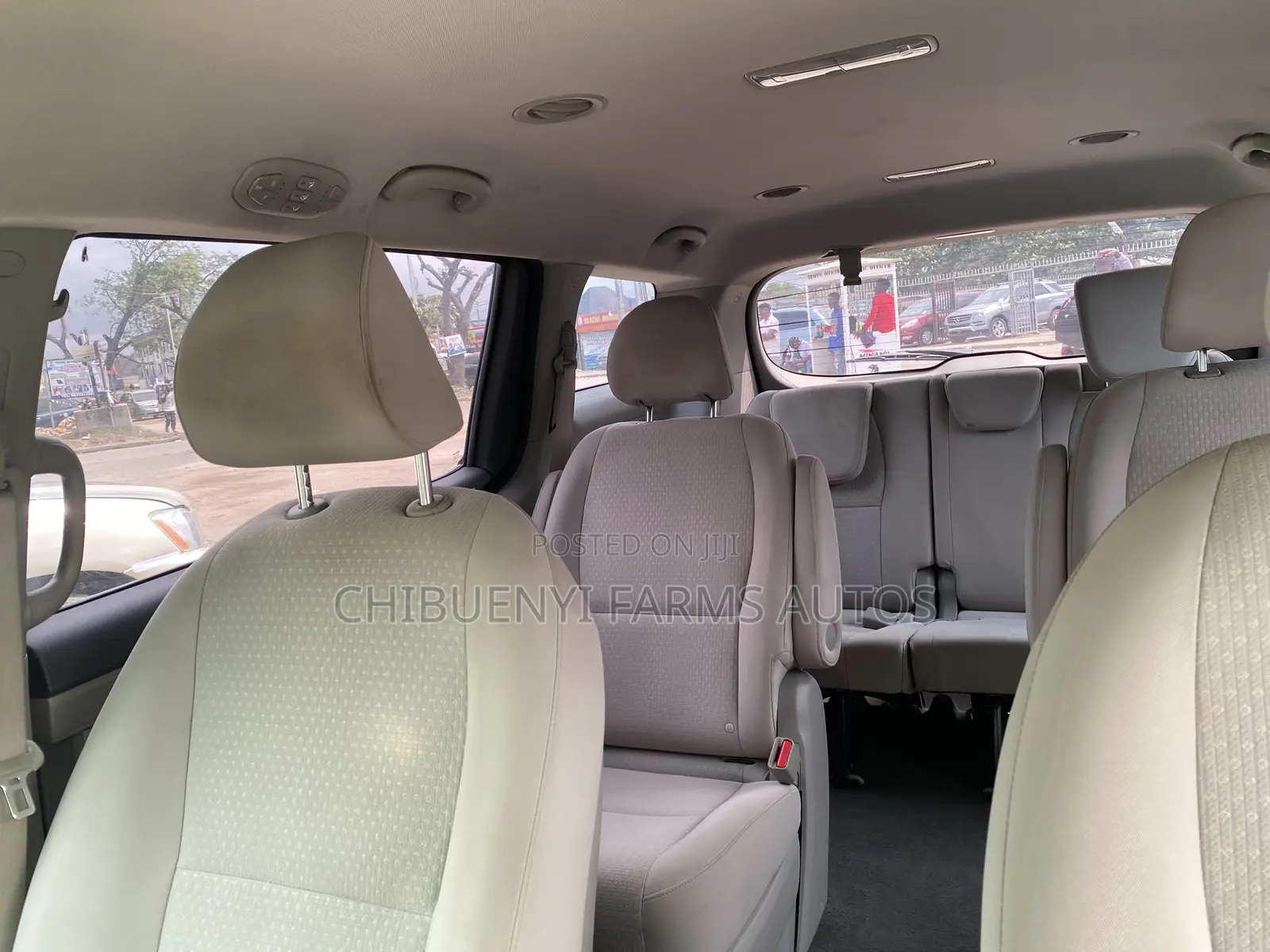 Kia Sedona 2015 Silver
