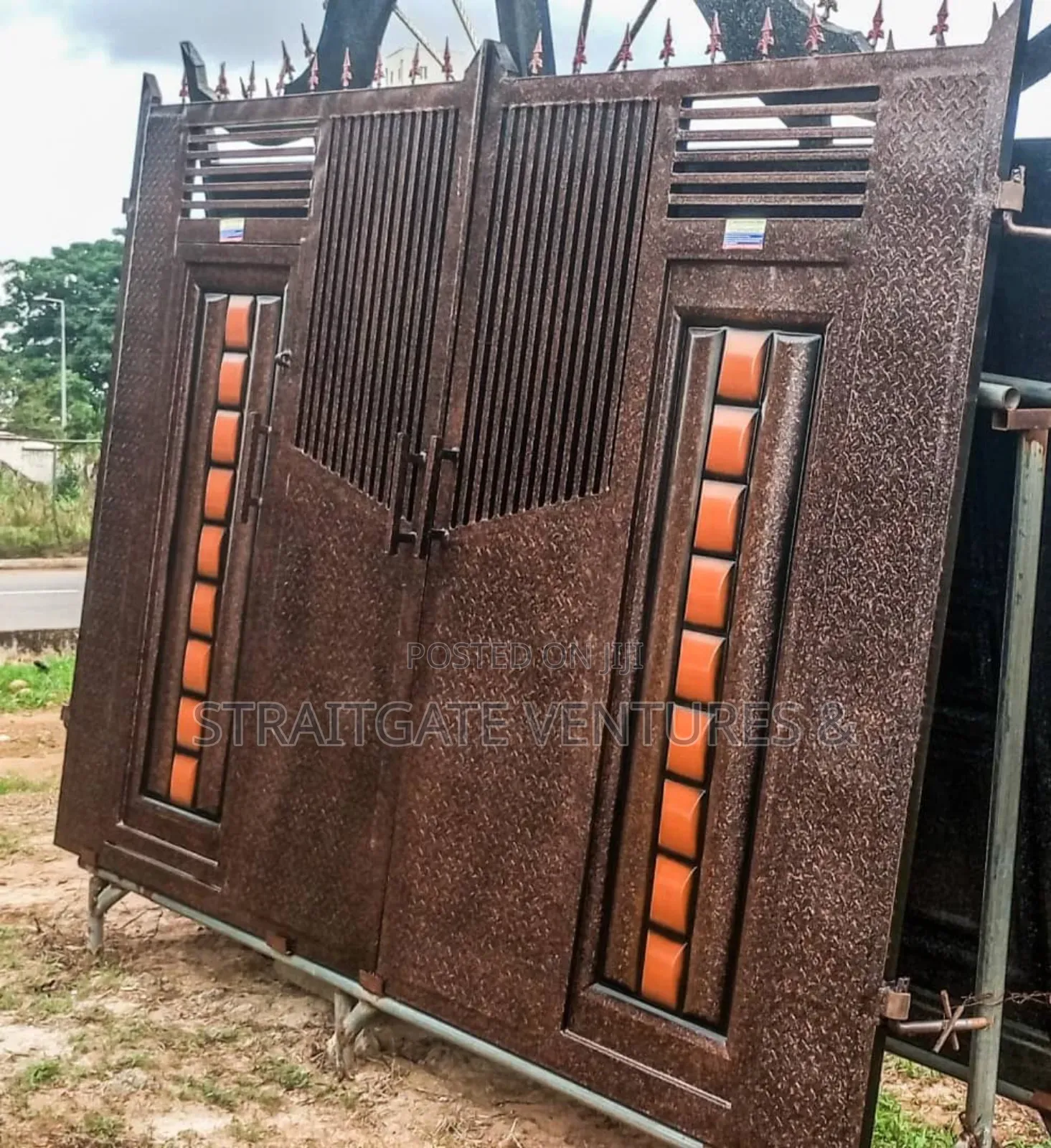 Apple-Cedar Classic Gate