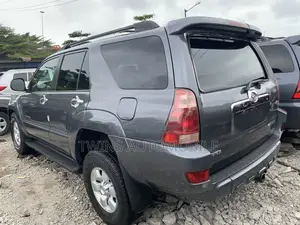Toyota 4-Runner Limited V6 4x4 2005 Gray