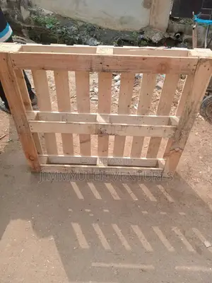 Heat Treated Wooden Pallets