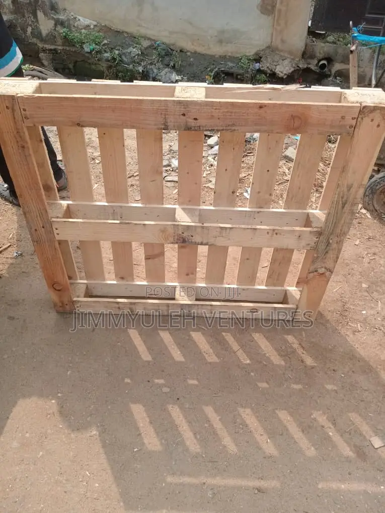Heat Treated Wooden Pallets
