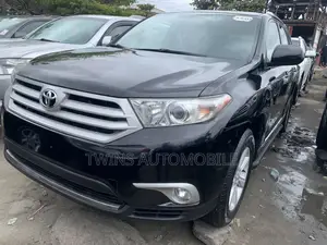 Toyota Highlander Limited 3.5l 4WD 2013 Black