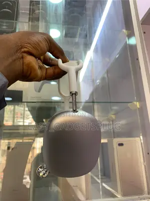 Used Airpods Max Silver With Box