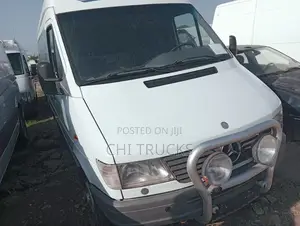 Mercedes-Benz Sprinter 1996 White