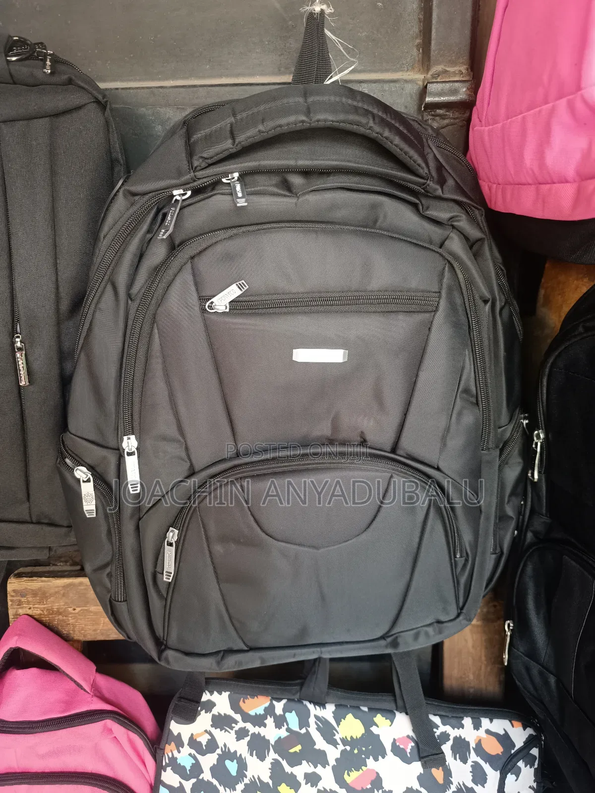 Ponaso 17" Laptop Backpack - Water Resistant