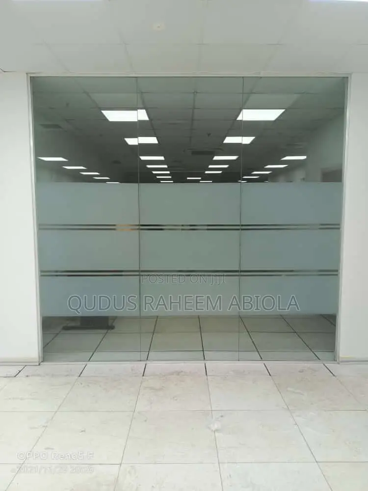 Frameless Glass Office Partition.