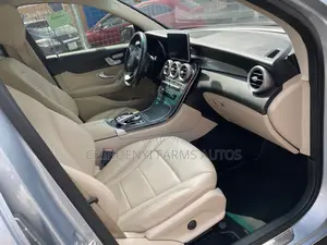 Mercedes-Benz GLC-Class 2016 Blue