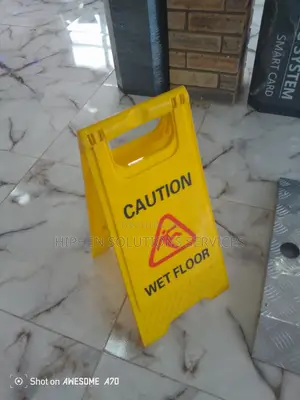 Heavy Duty Plastic Folding Safety Sign Caution Wet
