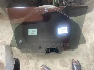 Tinted Front Door Glass for GLK