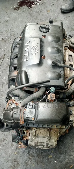 Toyota Yaris Engine 03