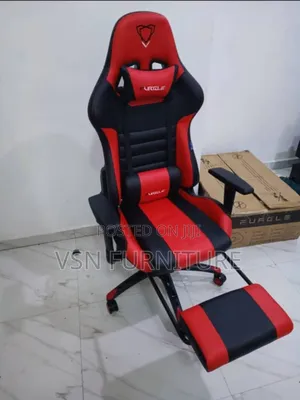 Office Gaming Chair With Headrest and Footrest