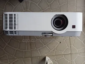 Quality Projector for Presentation