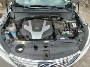Hyundai Santa Fe Limited 4dr SUV AWD w/Saddle Interior (3.3L 6cyl 6A)