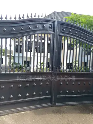 5bdrm Duplex in Old G.R. A Enugu for rent