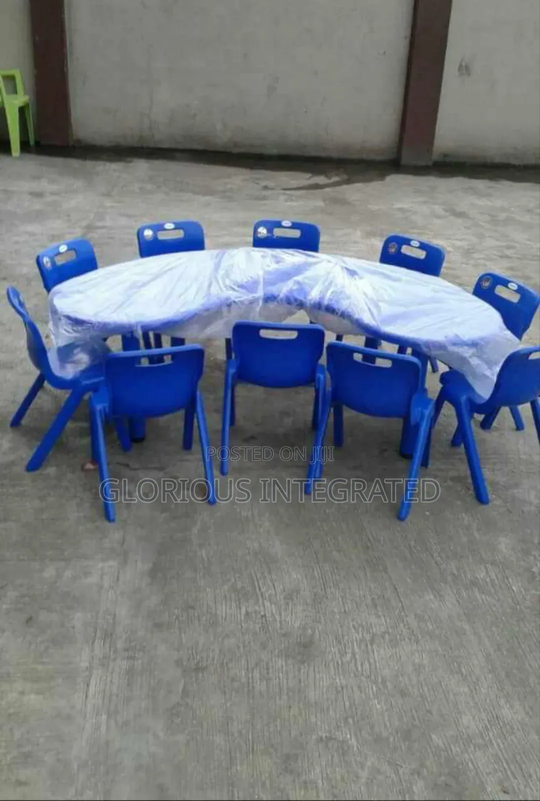 School Moon Table