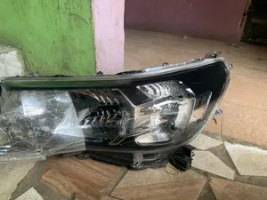 Headlamps Hilux 2020-2024 NON-LED