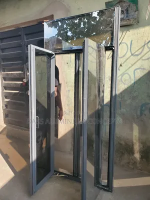 Frameless Window