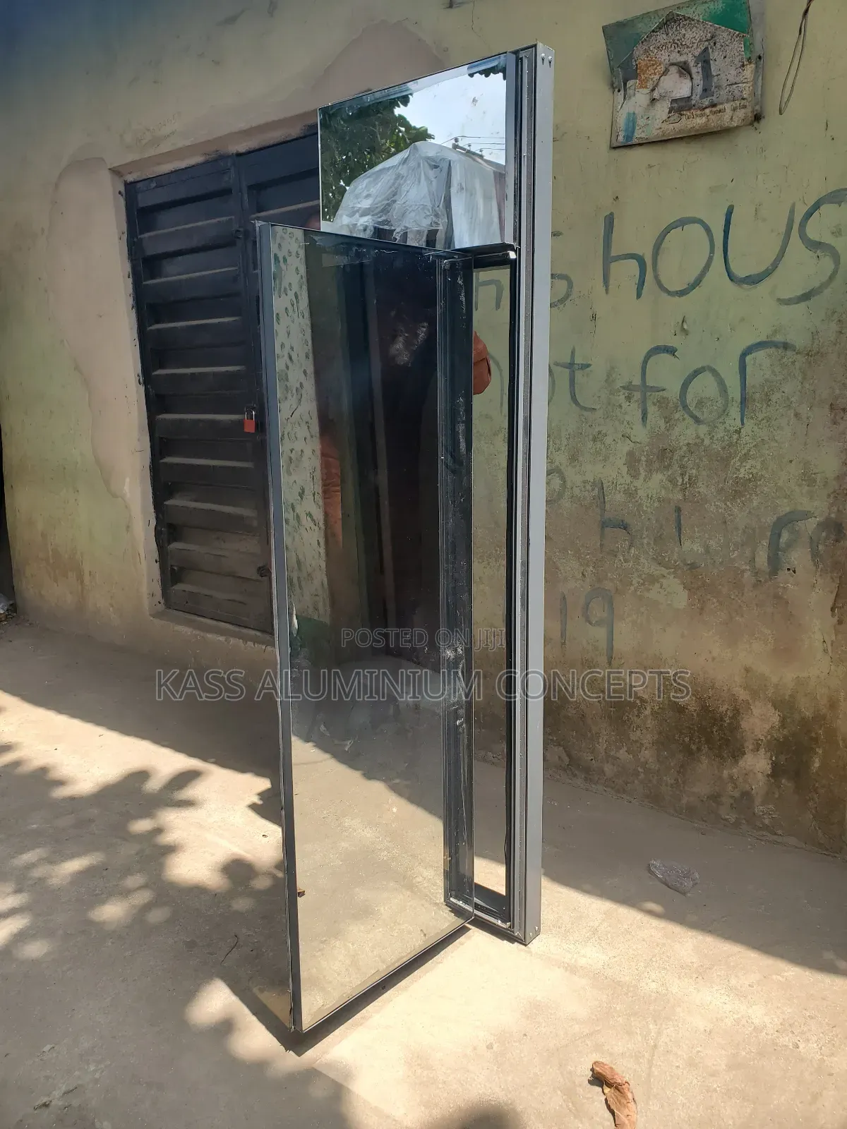Frameless Casement Window