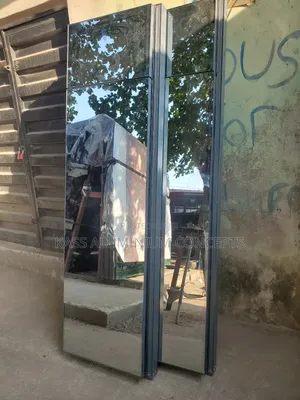Frameless Casement Window
