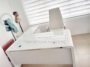 1.6 Meters Office Table With Extension