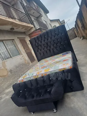 4.5 By6ft Bedframe and Footrest