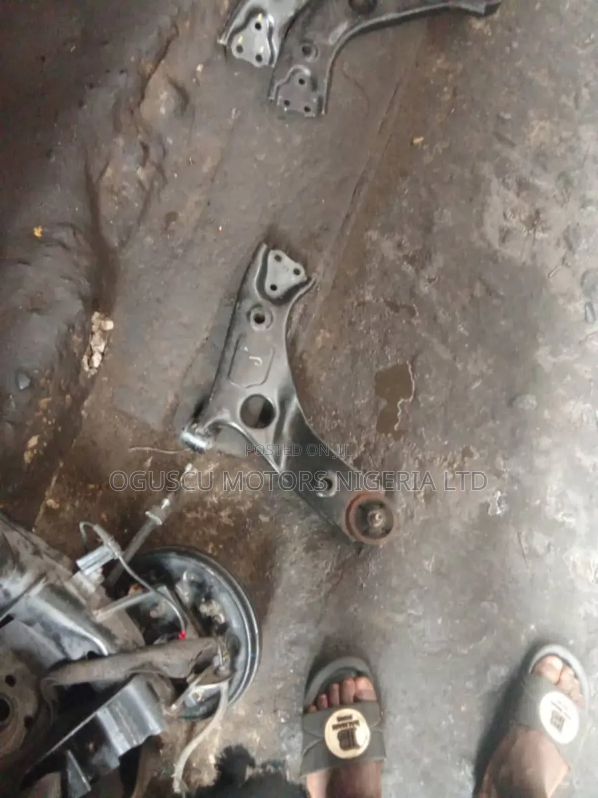 Front Lower Arm Kia Sorento