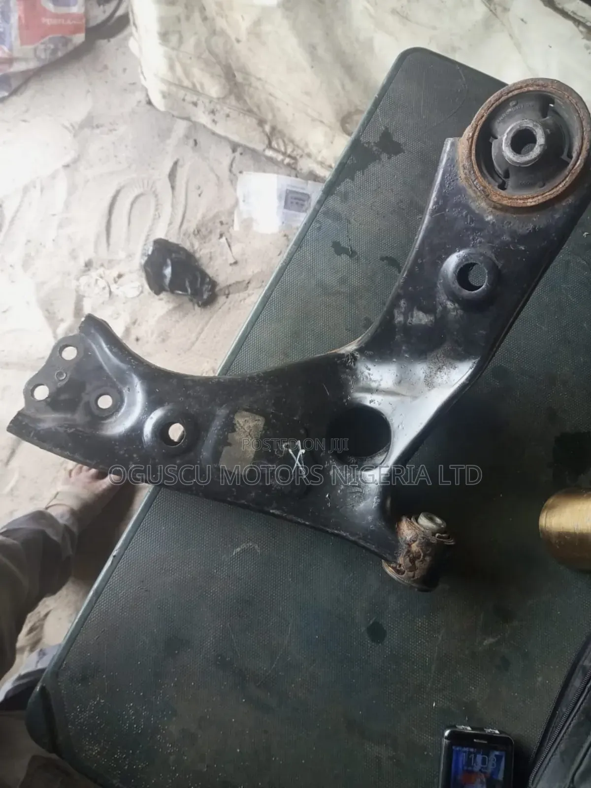Front Lower Arm Kia Sorento