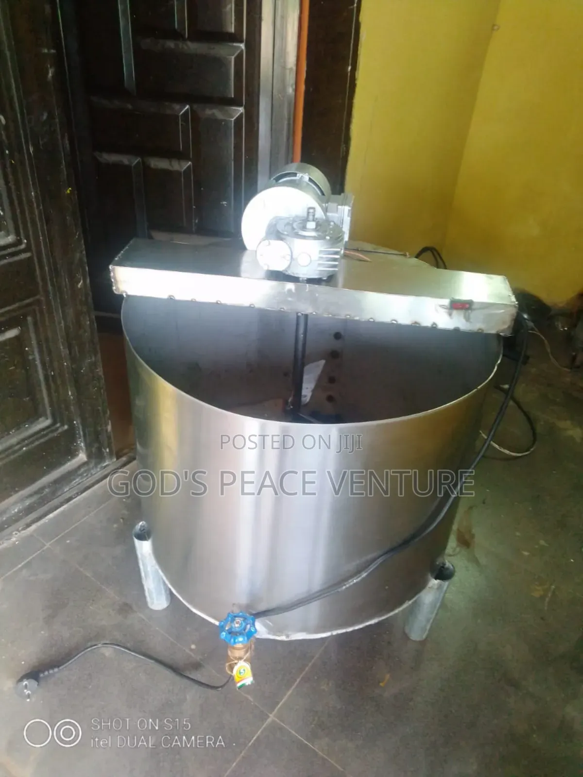 Liquid/Paint Mixing Machine