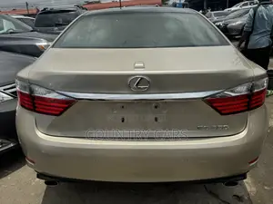 Lexus ES 350 FWD 2015 Gold