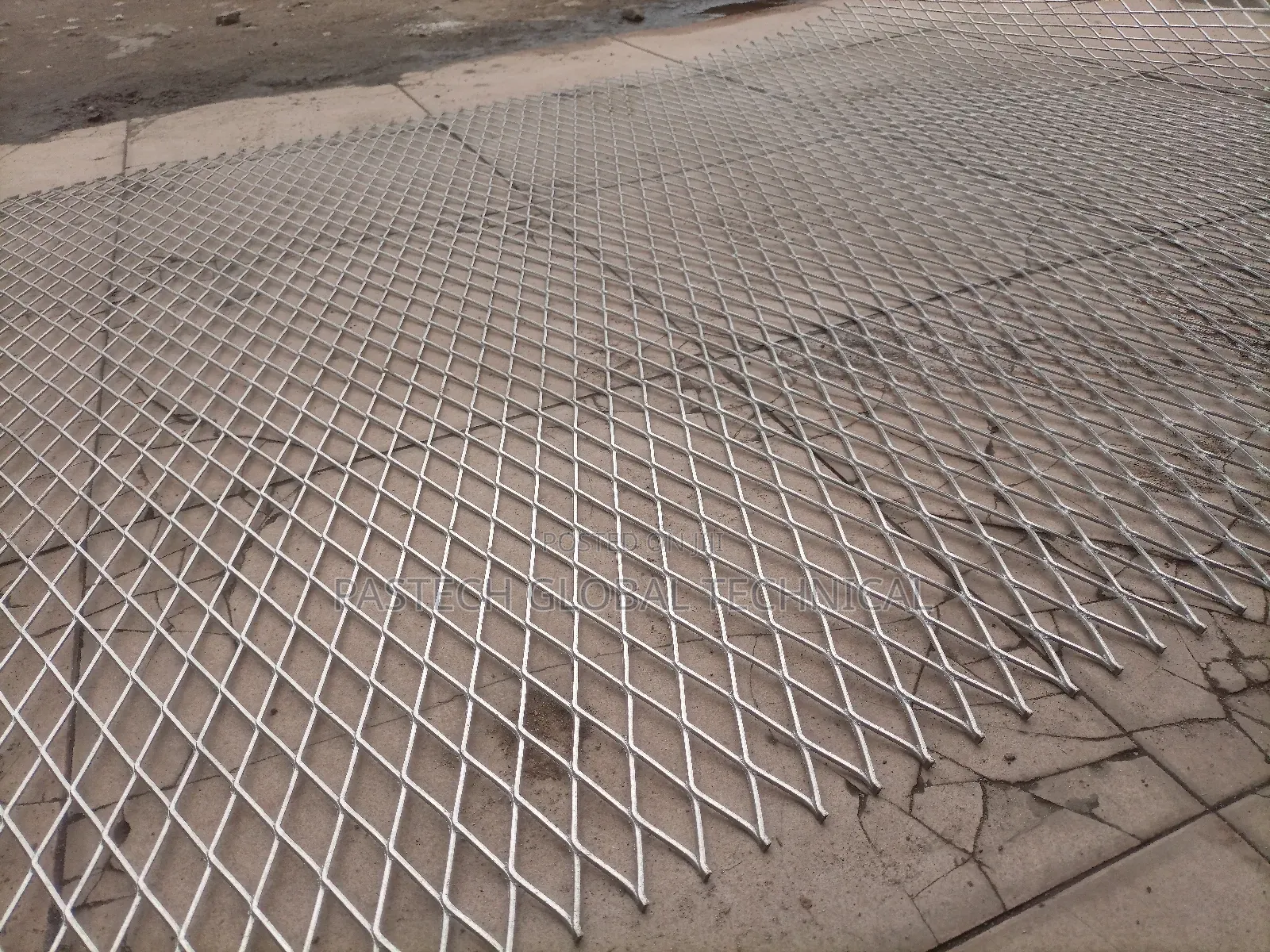 Diagonal Stainless Mesh Hole1x1 Width4ft