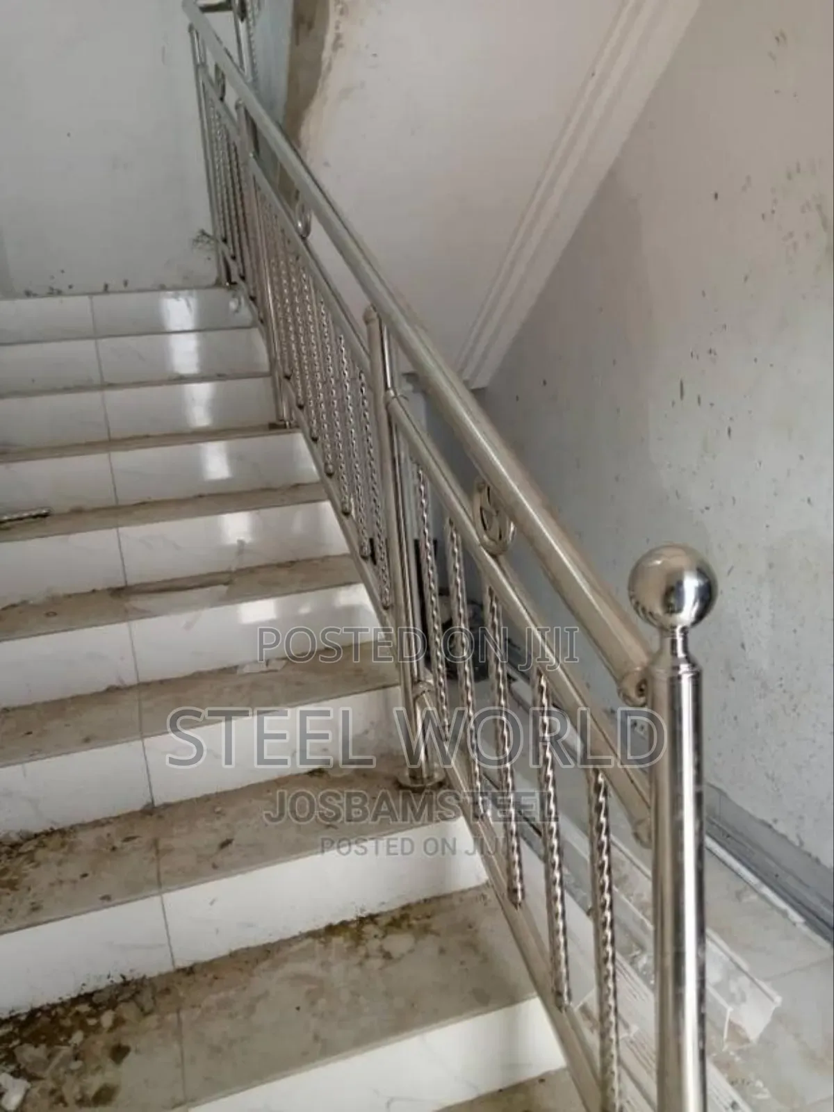 Twisted Handrail With Ball