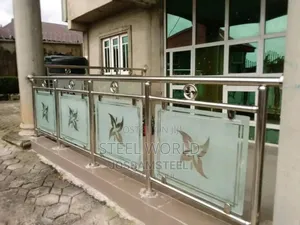 Glass Flower Handrail