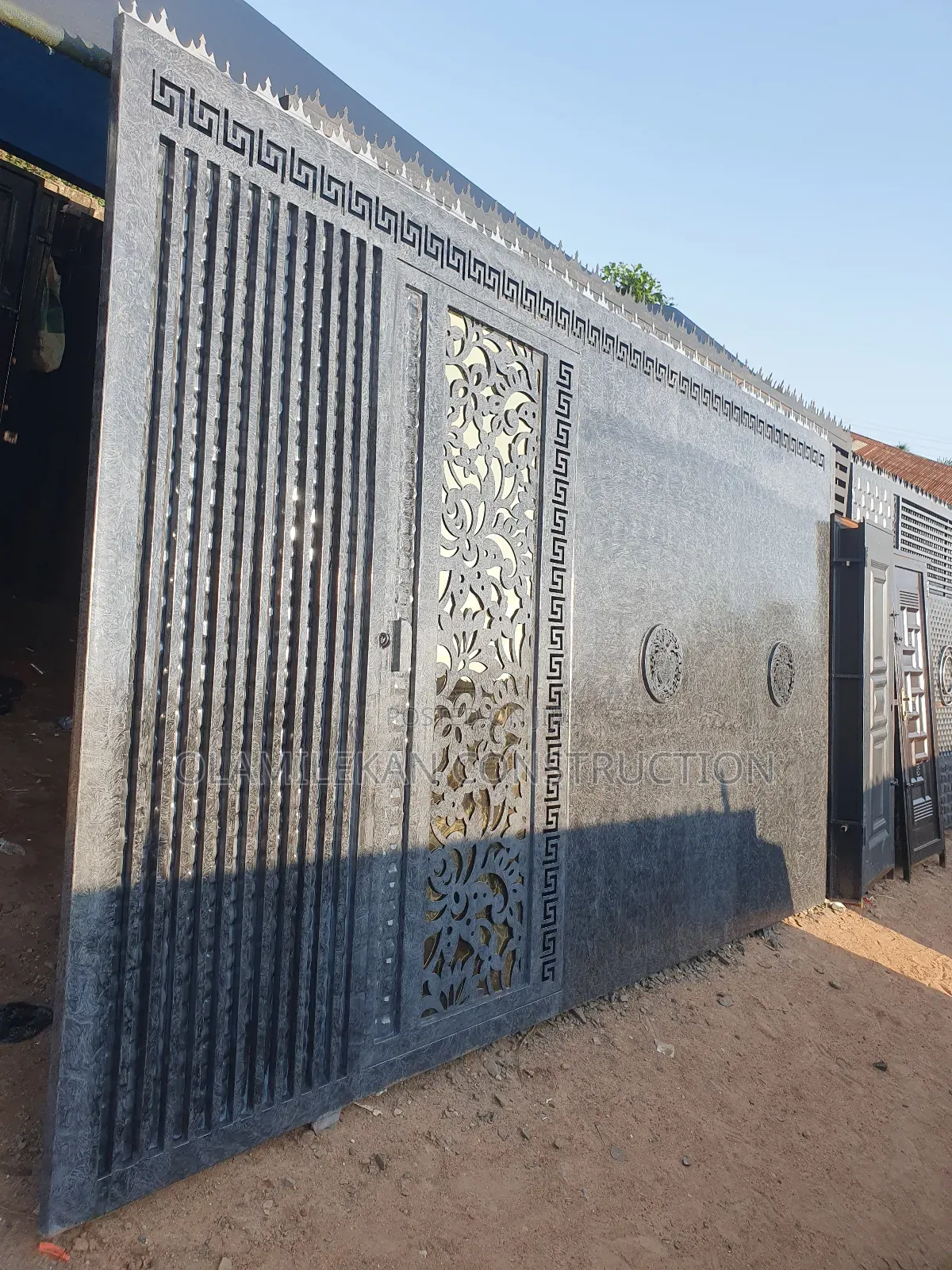 Sliding Gate
