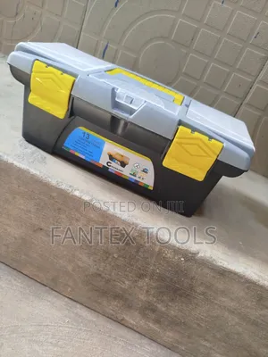 Plastic Tool Box 16"