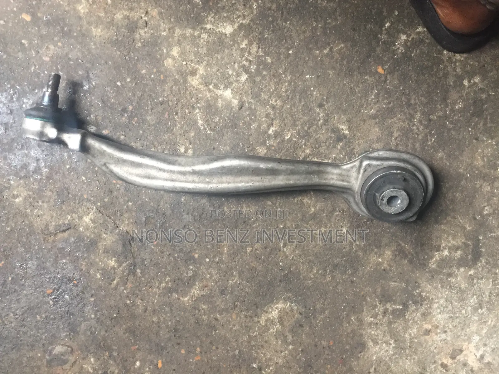 Lower Arm 204 4matic