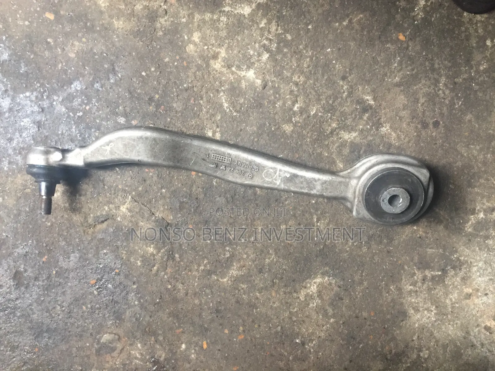 Lower Arm 204 4matic