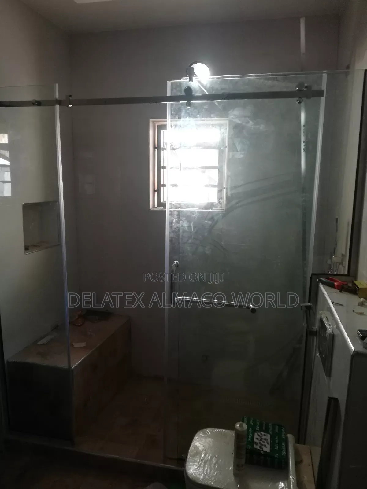 Balcony / Toilet Cubicles