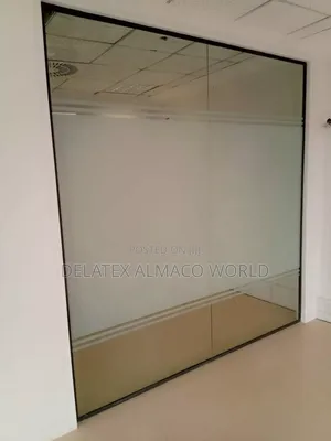 Tempered Glass Partitions