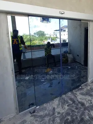 Motion-Actuated Entryway Automatic Door