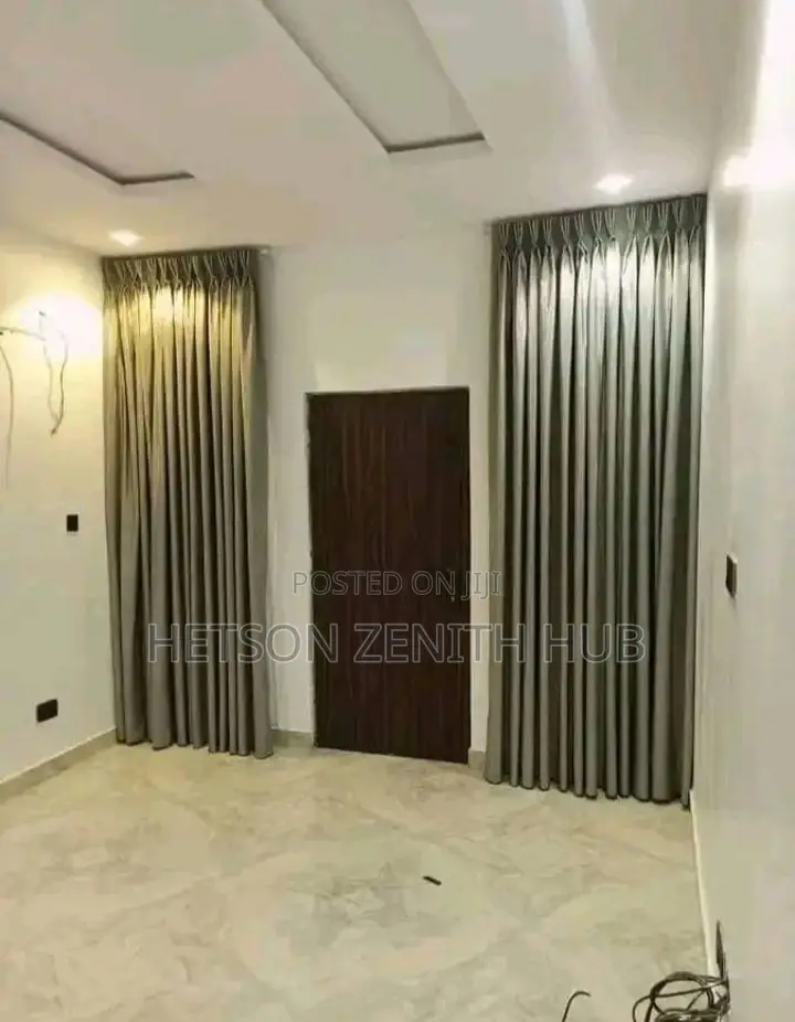 Good Quality Curtain
