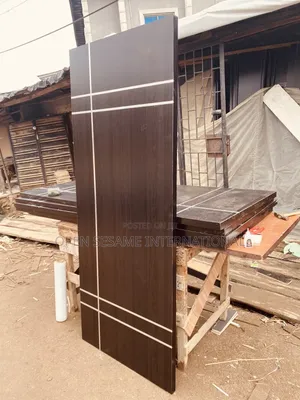 Black Wenge HDF Door With Silver Chrome
